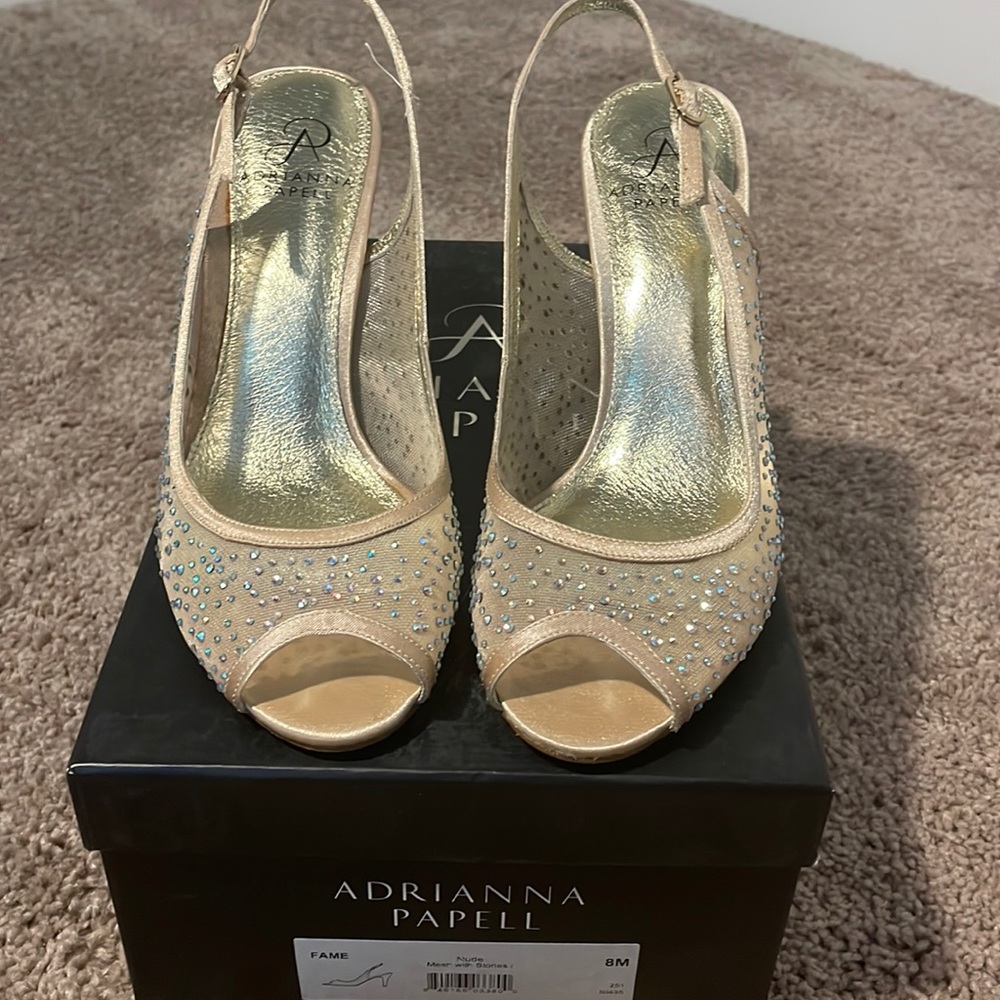 Adrianna Papell Fame Heel